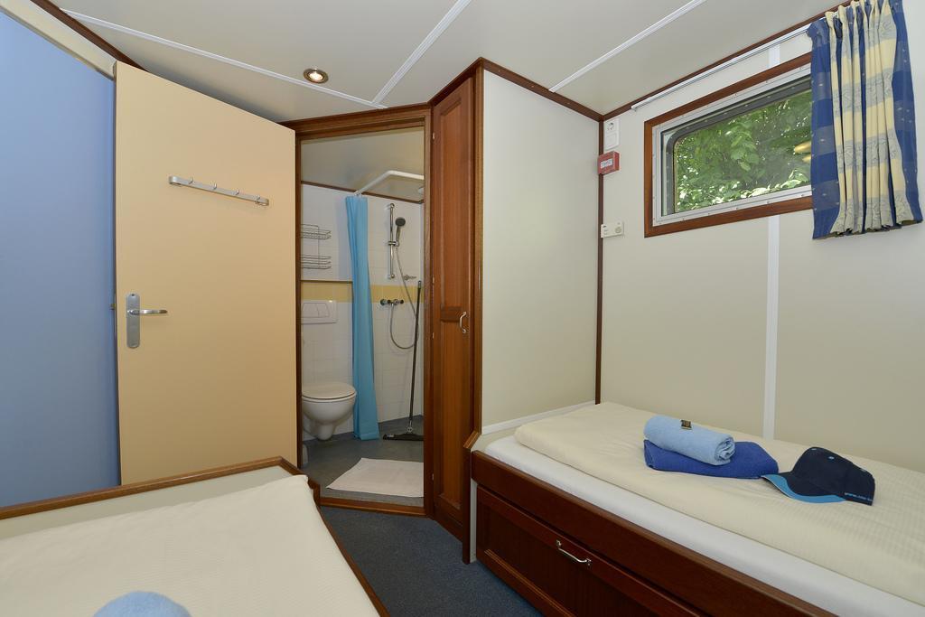 Ms Mecklenburg Hotelschiff Berlin Eksteriør bilde